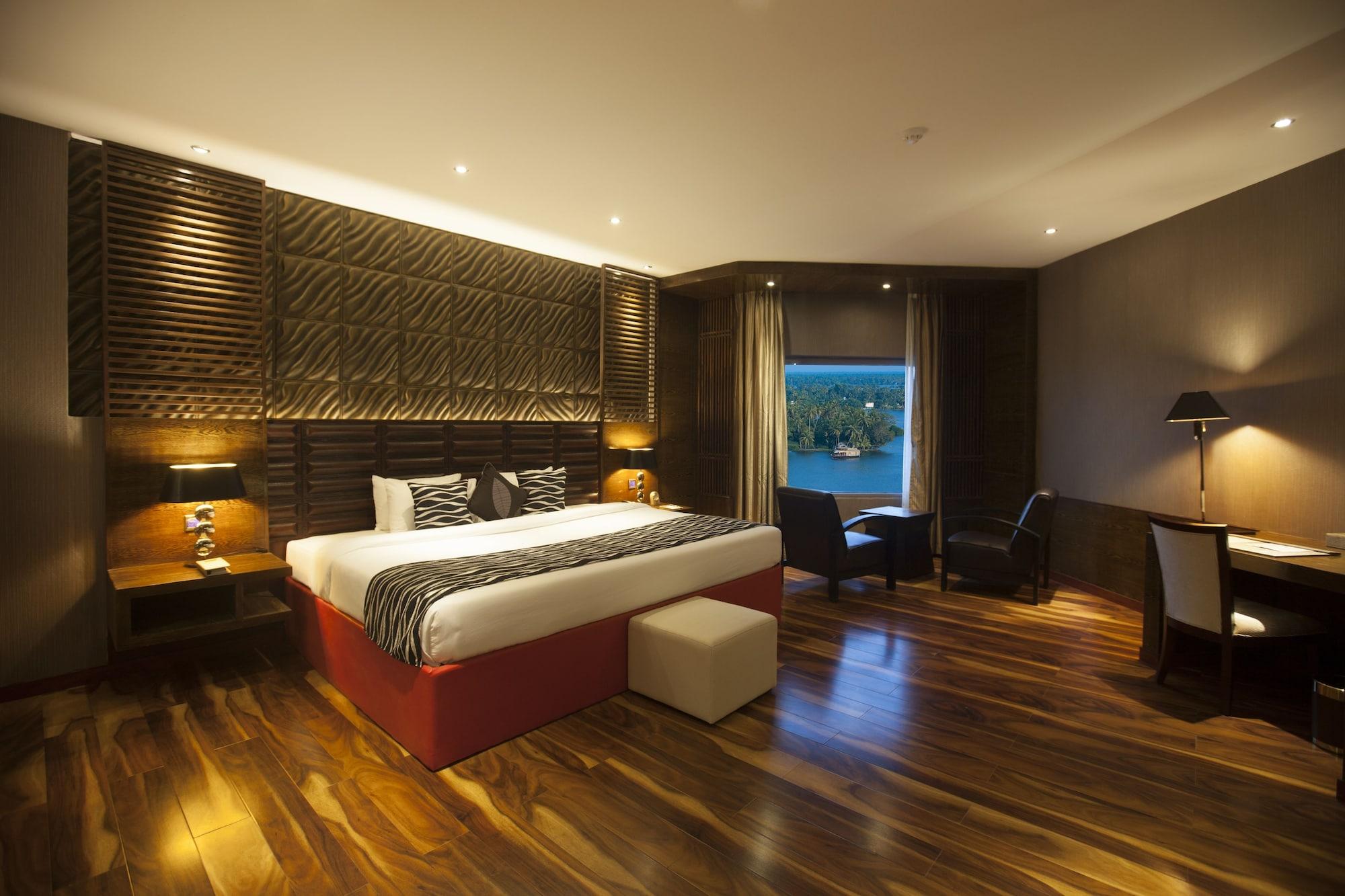 Ramada By Wyndham Alleppey Alappuzha Exterior foto