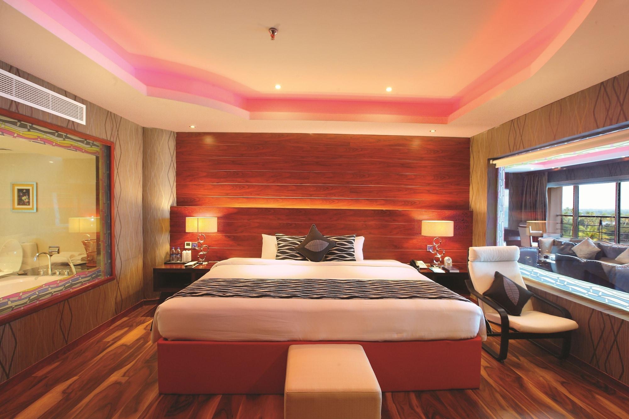 Ramada By Wyndham Alleppey Alappuzha Exterior foto