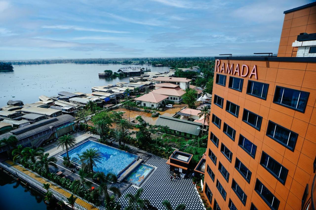 Ramada By Wyndham Alleppey Alappuzha Exterior foto